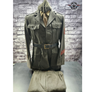 WWII U.S. Marine Corps aviation service green uniform grouping